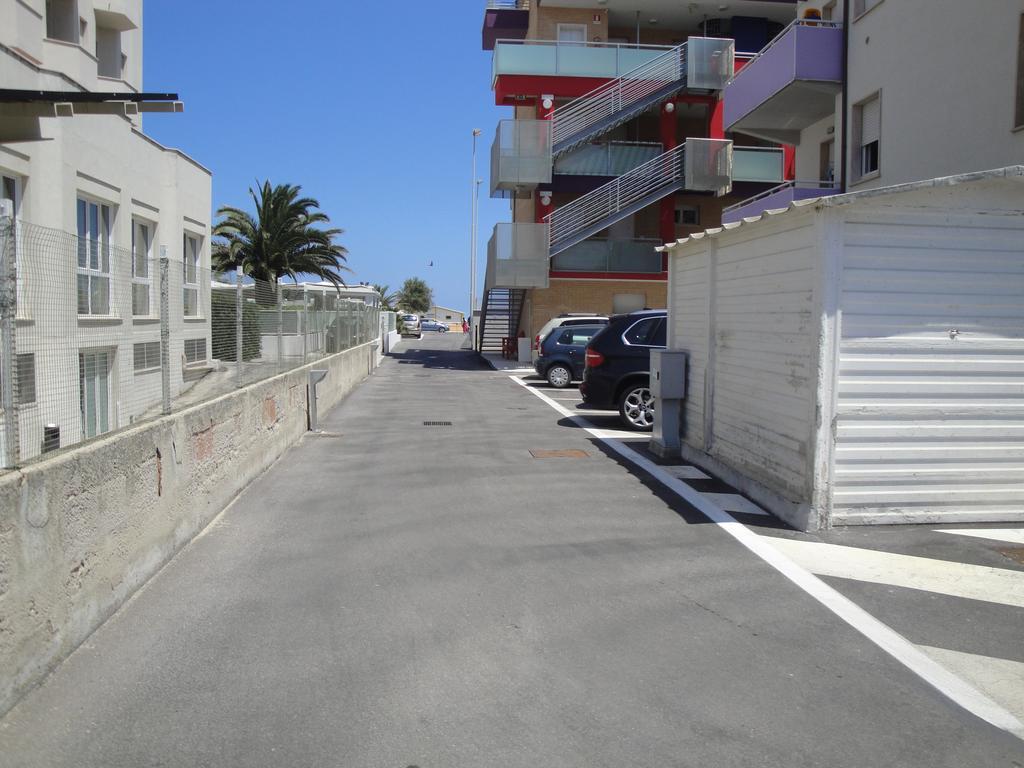 La Nave Aparthotel 3*